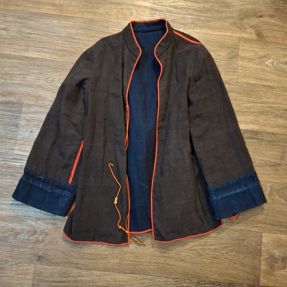 Embroidered Abstract Reversible Jacket. - Picture 10 of 16